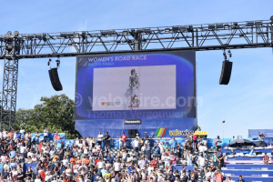 The battle for the silver medal is won by Marianne Vos (Pays-Bas), ahead of Lotte Kopecky (Belgium) and Blanka Vas (Hungary) – photo finish (331x)