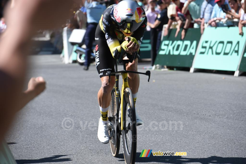 Wout van Aert (Team Visma | Lease a Bike) tijdens de tijdrit Caen > Caen
