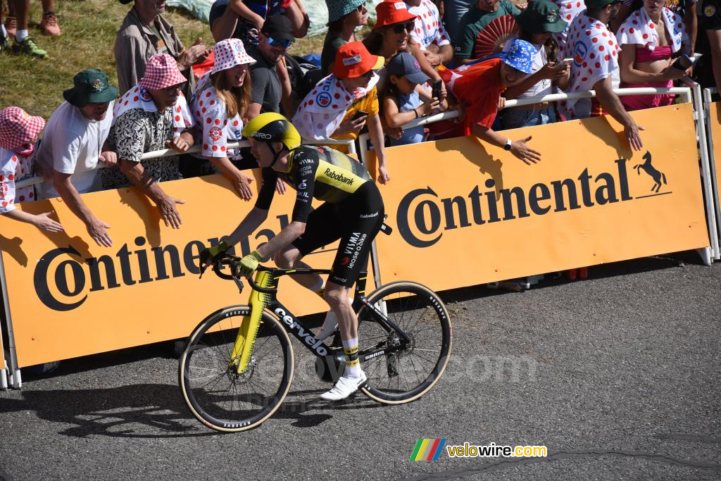 Matteo Jorgenson (Team Visma | Lease a Bike) komt in Peyragudes aan