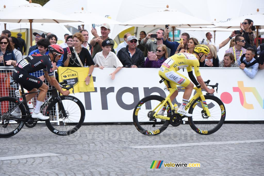 Tadej Pogacar (UAE Team Emirates XRG) & Julian Alaphilippe (Tudor Pro Cycling Team)