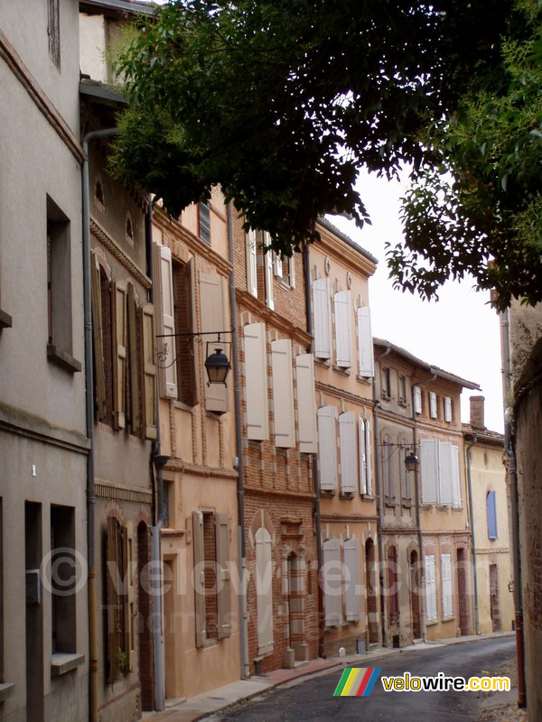 Une petite ruelle à Rabastens