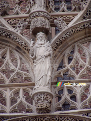 Détail de l'entrée impressionante de la Basilique Sainte-Cécile in Albi (314x)