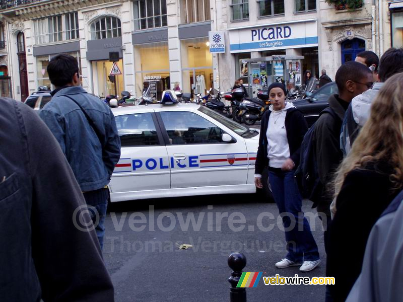 [Brice de Nice] Même la police était complêtement cassée