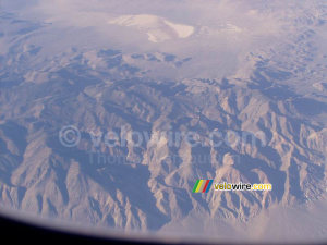 Des montagnes vues depuis l'avion vers San Francisco (541x)