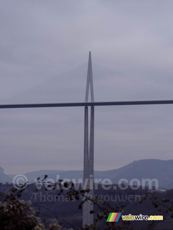 Een van de pijlers van het viaduct van Millau