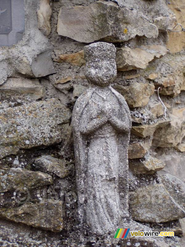 A statue of an angel in St. Georges de Luzençon