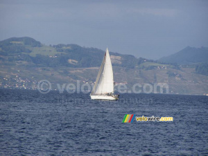 A boat between Evian and Lausanne (261x)