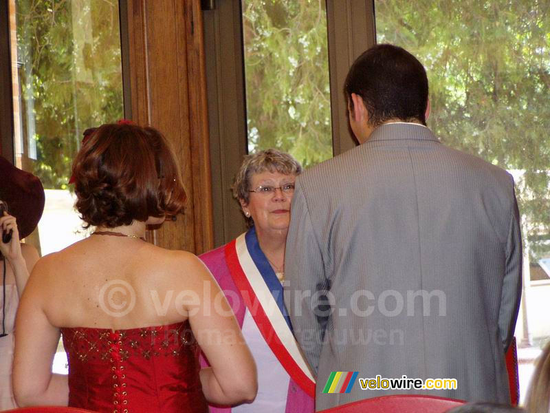 Isabelle & Cdric in het gemeentehuis