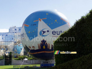 Le ballon d'Eutelsat, Parc André Citroën (255x)