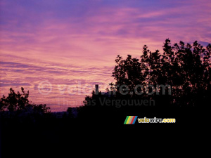 The sky seen from my bedroom window (232x)