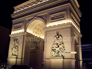 A replic of the Arc de Triomphe (315x)