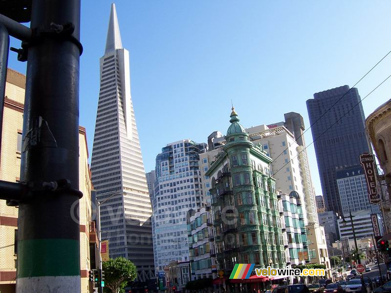 Columbus Tower en de Transamerica Pyramid