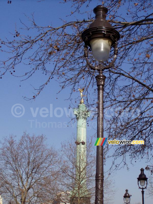 La Colonne de Juillet à Place de la Bastille (219x)
