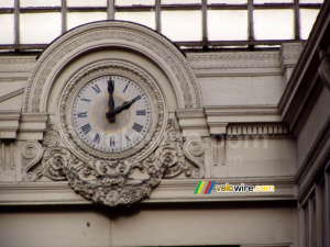 L'horloge du Passage Verdeau (513x)