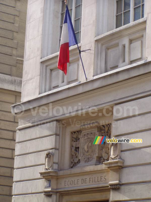 Ecole de filles dans la Rue Vivienne (256x)