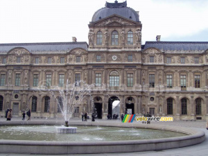 Le Louvre (2) (233x)