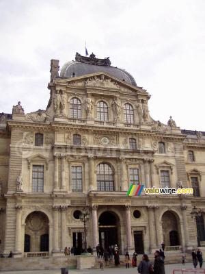 Le Louvre : Pavillon Sully (2) (240x)