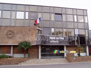 City hall of Malakoff (1) (376x)