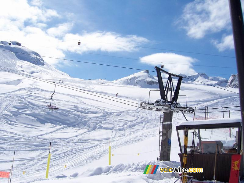 Avec le soleil et une telle vue en bas de la piste, les vacances sont réussies !!