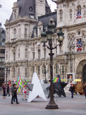 Des étoiles devant l'Hôtel de Ville 2 (193x)