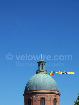 Le dôme de l'Hôpital de la Grave (2) (597x)