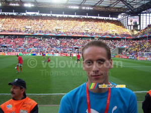 Thomas dans le stade (297x)