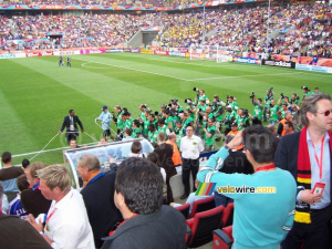 Les photographes arrivent sur le terrain (210x)