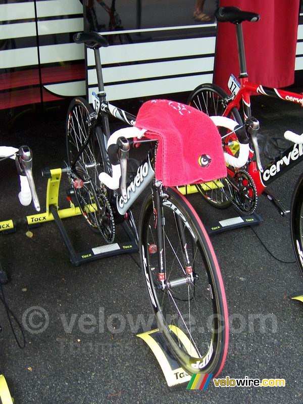 Frank Schleck and Jens Voigt's bikes