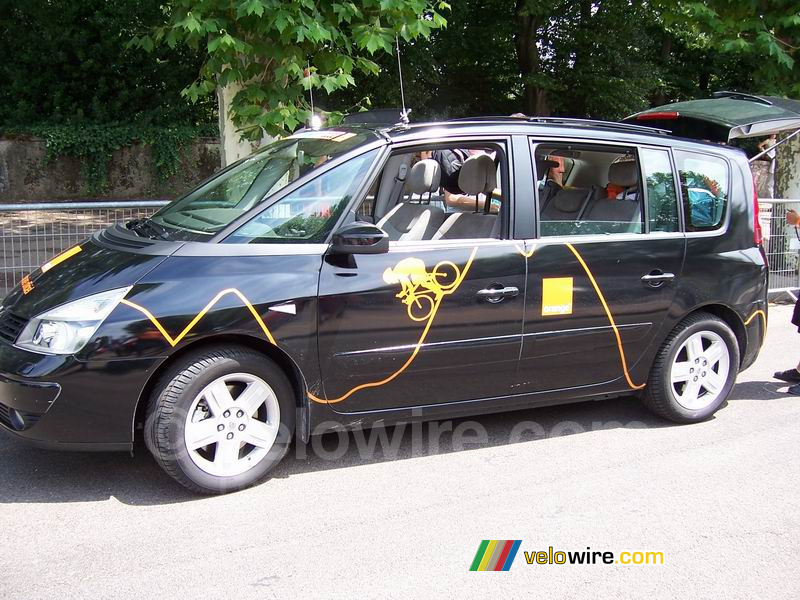 Notre voiture Orange prête pour le départ (1)