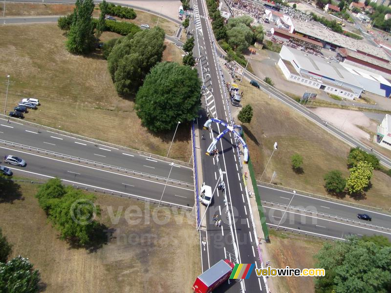 Above the 1 kilometer sign