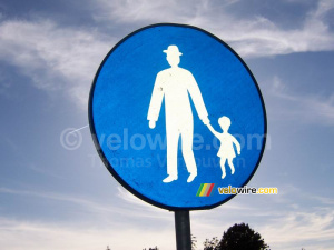 Traffic sign pedestrian path (light effect) (4640x)