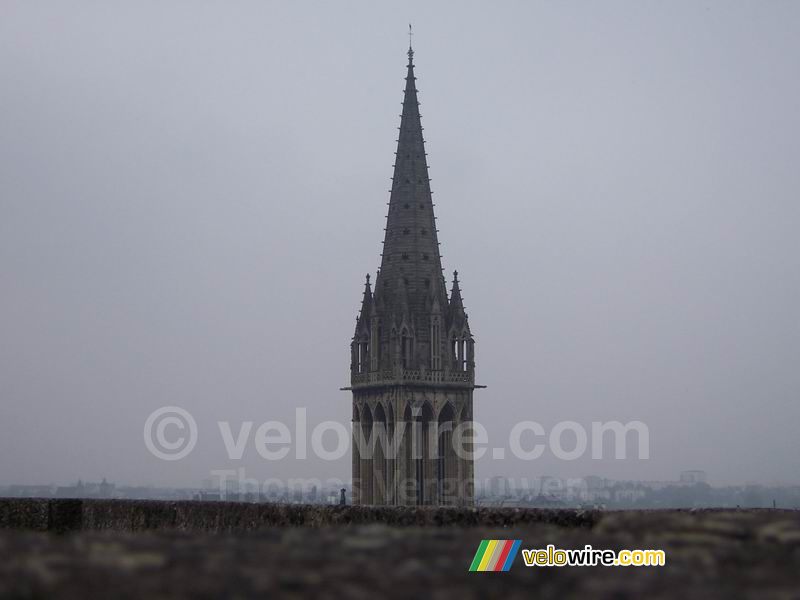 De toren van de kerk 