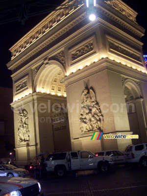 Replica of the Arc de Triomphe (247x)