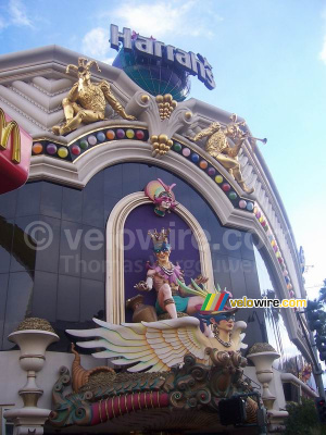 Harrah's entrance (205x)