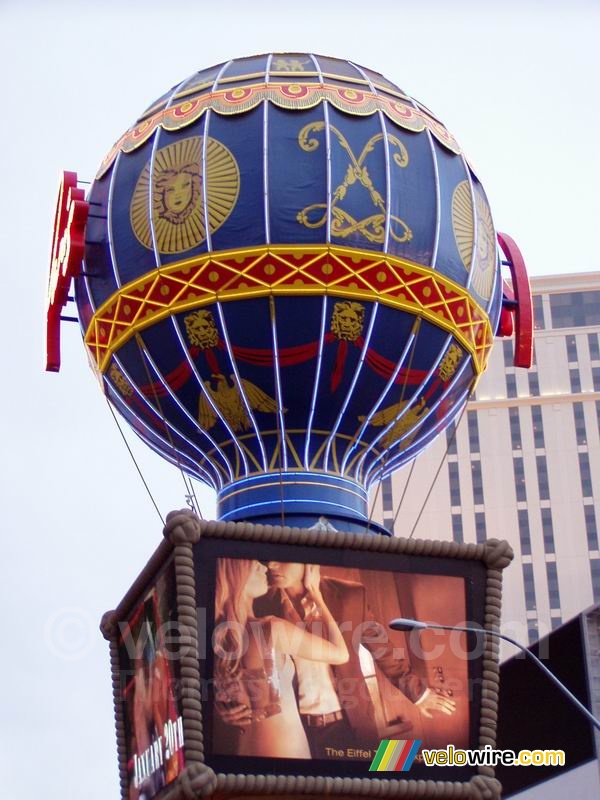 The hot air balloon of the Paris Hotel
