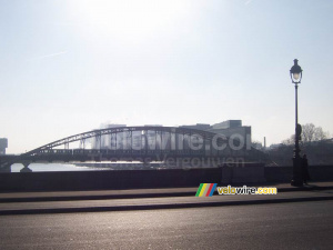 Metro 5 entre Gare d'Austerlitz et Quai de la Rapée (436x)