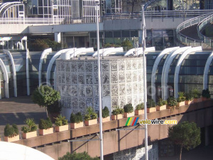 De l'art dans la cour du Forum des Halles (512x)