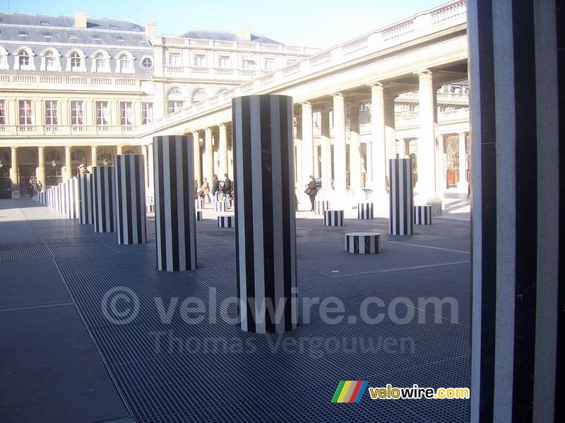 De pilaren op de binnenplaats van het Palais Royal (2)