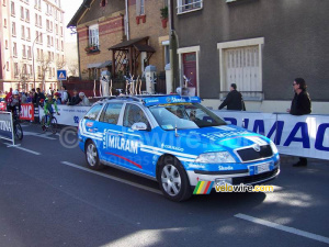 Une voiture de Milram (342x)