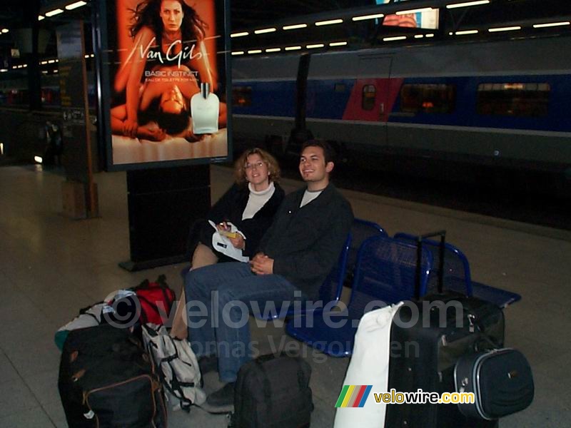 [Bruxelles] Cédric & Isabelle à la gare Bruxelles-Midi