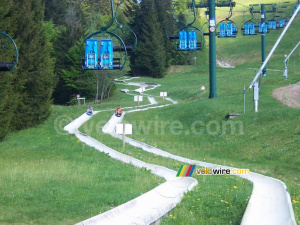 Ricou and Fabian at the toboggan run (1) (423x)