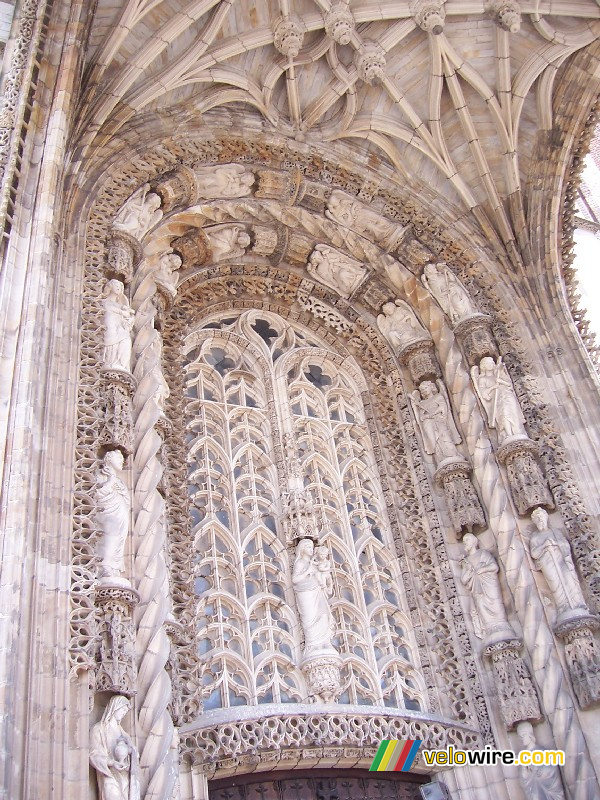 Ingang van de kathedraal Sainte Cécile in Albi (1)