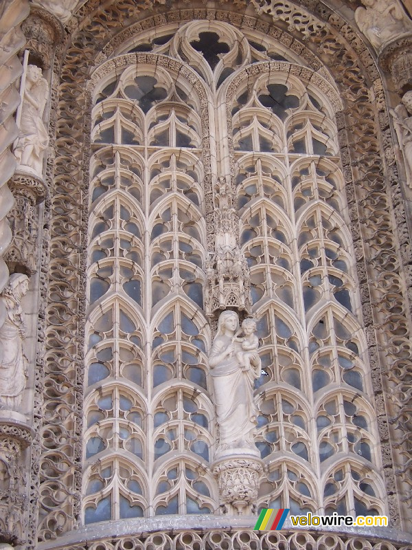 Ingang van de kathedraal Sainte Ccile in Albi (2)
