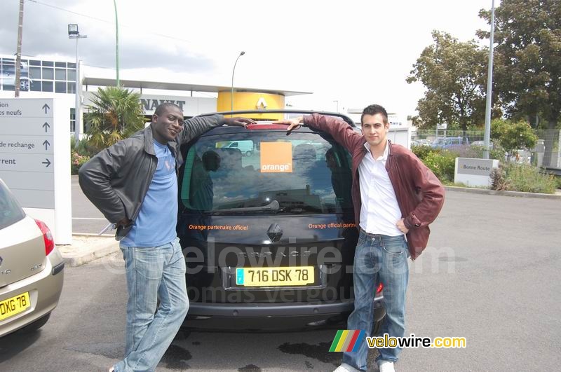 Before departure: Moussa & Julien, two of our coaches