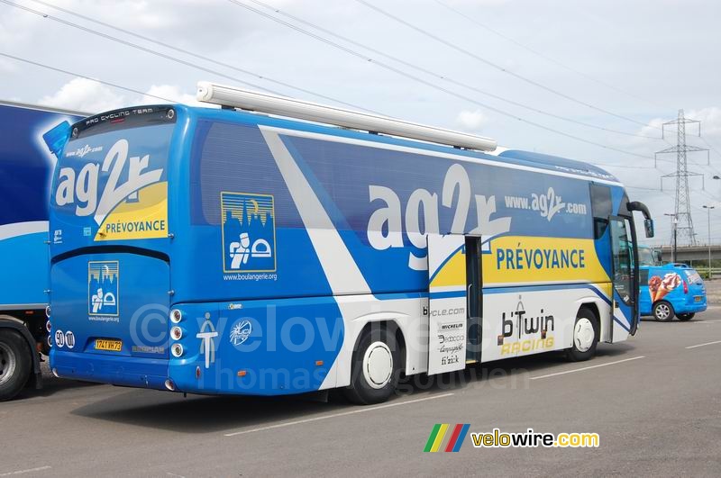 The AG2R bus