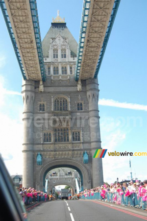 Le Tower Bridge (3) (602x)