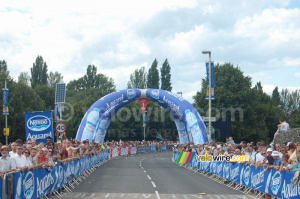 1 kilomètres jusqu'à l'arrivée à Canterbury (1) (536x)