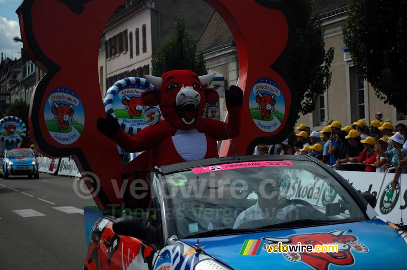 The La Vache Qui Rit cow in the advertising caravan