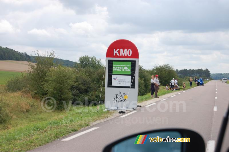 Het 0 kilometer punt van de etappe Chablis > Autun