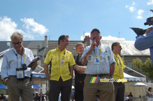 A group of old riders in the Relais Etape in Saint-Léger-sous-Beuvray (501x)